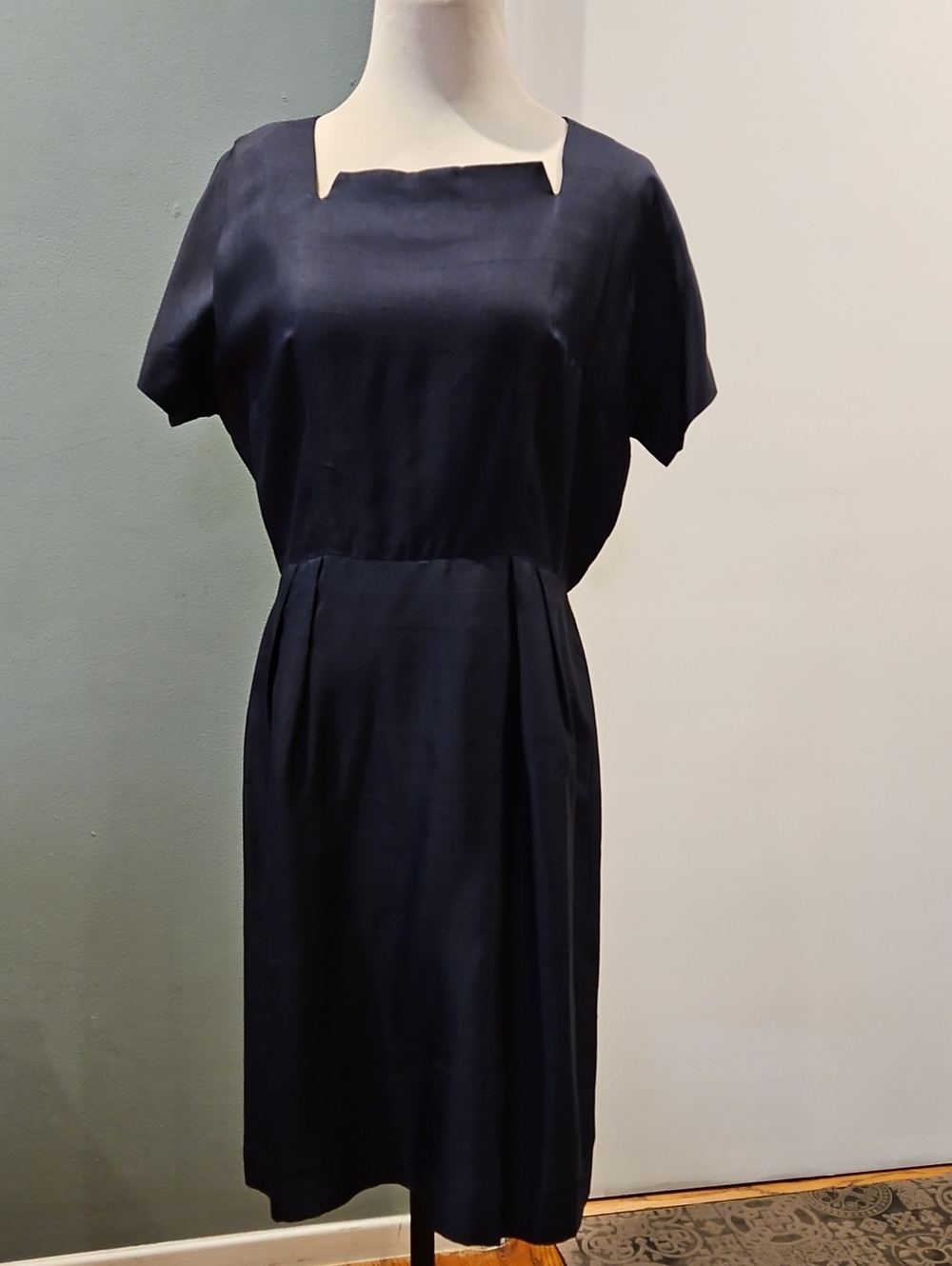 Silk Vintage Navy Square-Neck Short-Sleeve Dress 0279
